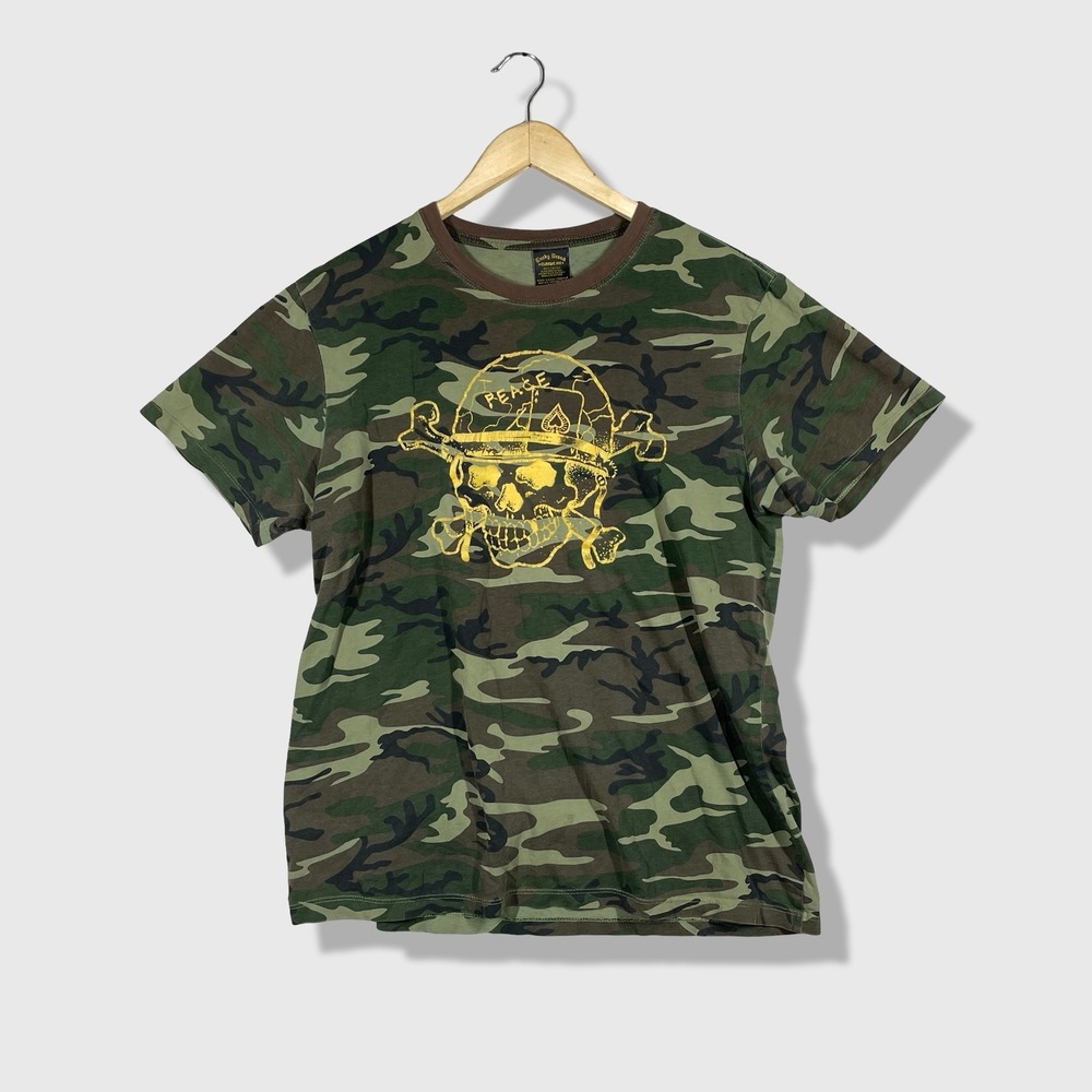 Lucky Brand Graphic T Shirt Mens Large Camo Y2K Skull Peace Streetwear Grunge